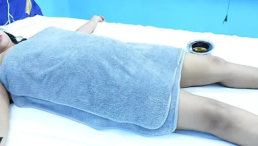 Hintli kadın masaj yapıyor ve anal seks yapıyor seksi ses