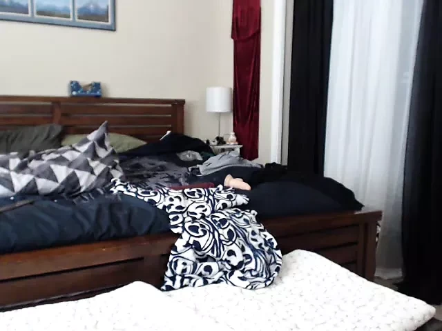 shortncurvy