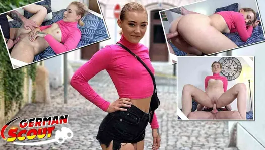 Niemiecki skaut - malutka nastolatka Sandra Zee podniosła się i ostro zerżnęła