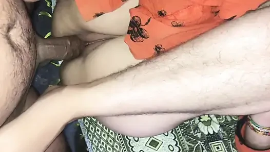 Utangaç kız ilk kez kamerada edepsizleşiyor