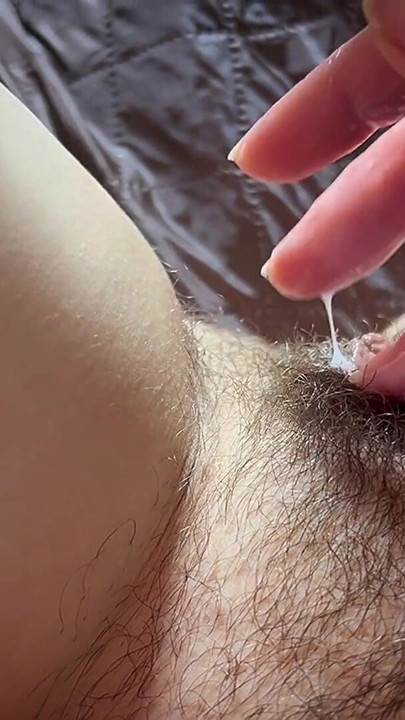 Masturbation, wet shorts, this babe wants penetration !!! | Clip 1