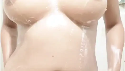 Beautiful big boobs girl bathing video