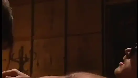 Лизание киски, трах большой винтажной задницы