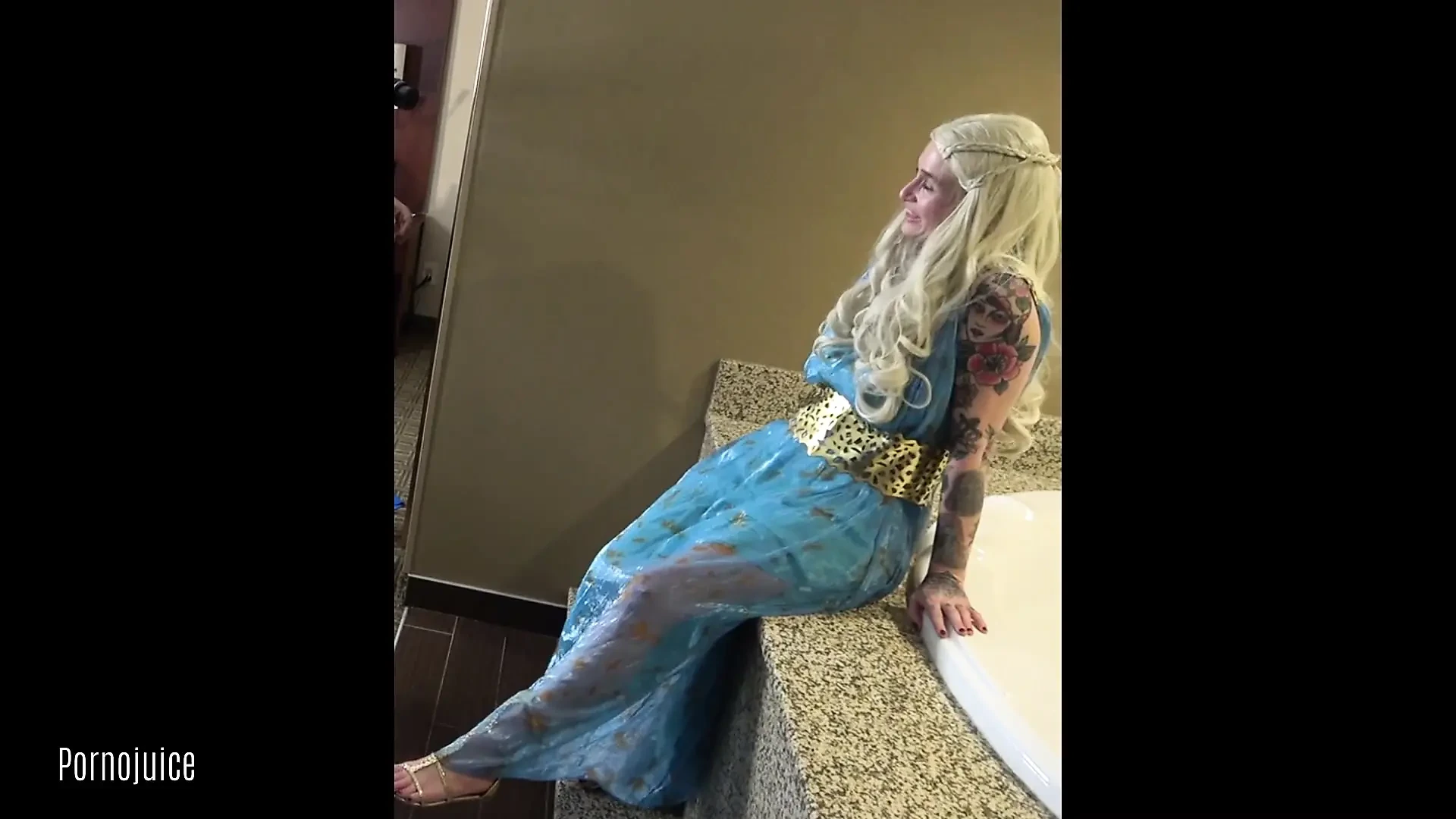 Big Titty Brooke Lyn Rose Plays with a Big Black Man in the Jacuzzi