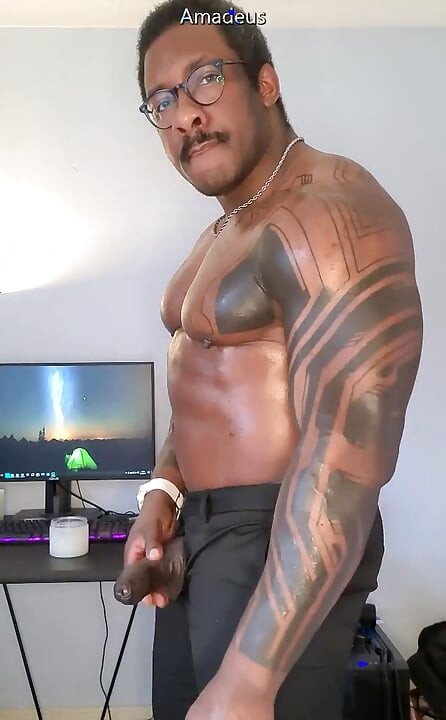 The Reason I Cant Were Shirts. My Muscles to Big for This