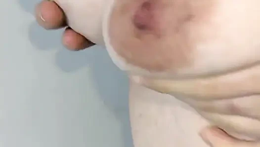 Seks pantat montok istri arab