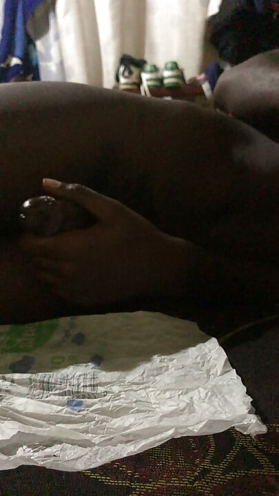 masturbating in my Bed until I cum