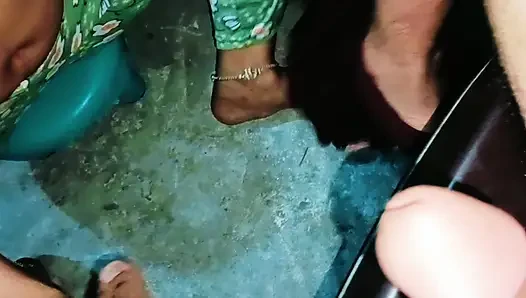 Индийская бхабхи сосет хуй до спермы в рот, видео с трахом в рот крупным планом - камшот в рот, подборка видео