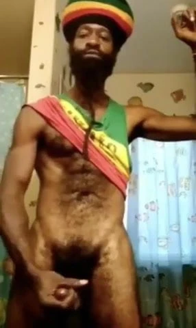 Hairy rasta burst nuts