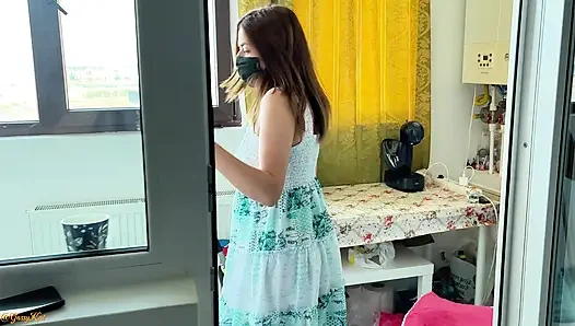 Das leben mit deiner gassy freundin: ein tag voller furzen 4K