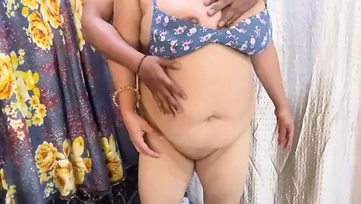 MMS of desi Indian YouTube influencer in a hotel room