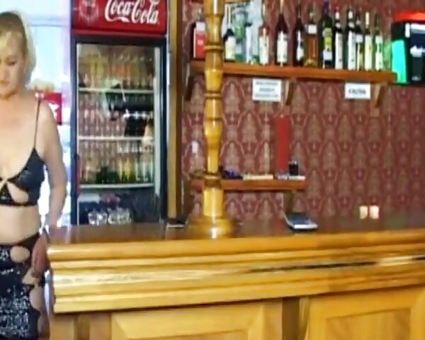 เทศกาลเย็ดฮาร์ดคอร์สุดมันส์ของสาวร่านผู้ใหญ่