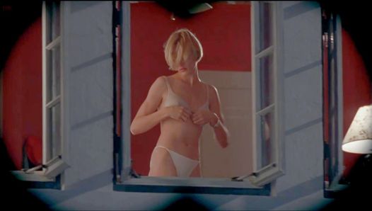 Cameron Diaz topless in a movie