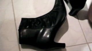 spurting on ankle boot