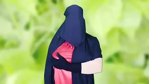 Bangladeşli güzel kadın burqa giyiyor seks yapıyor ve edepsizce konuşuyor