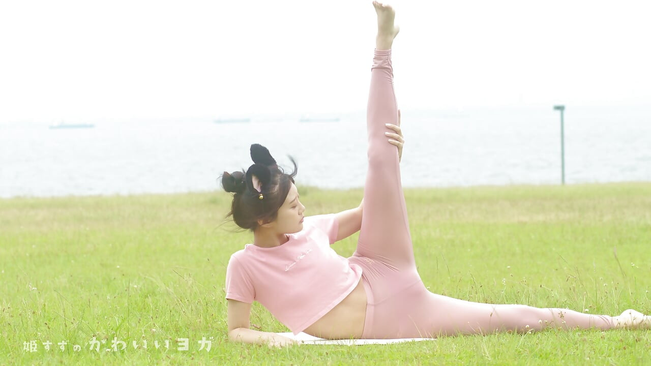تجميعة ثونغ ليقنز شفافة، KAWAII YOGA