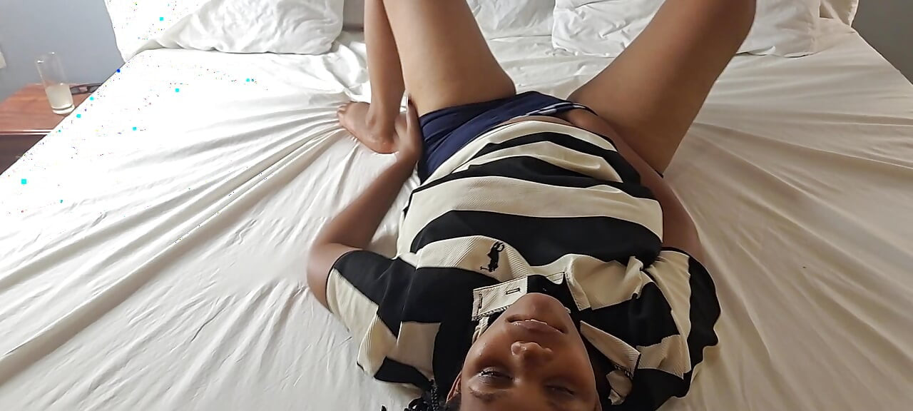 NIGERIAN HOT PUSSY MASTURBATING