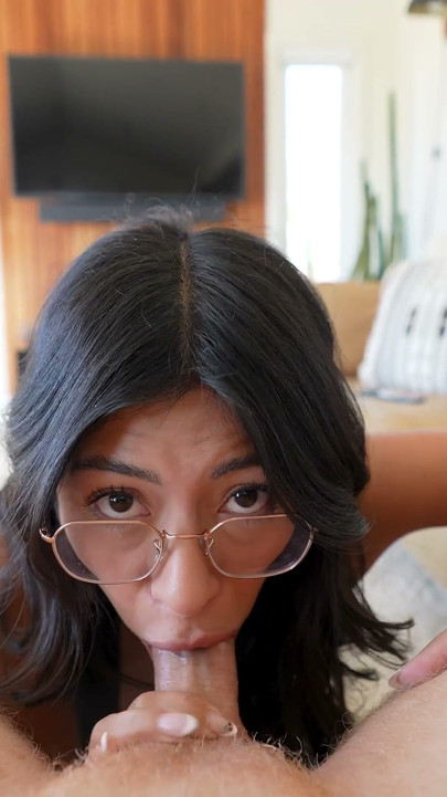 Slutty Latina Step Sis Proves Her Blowjob Skills - Cami Strella - Lev Lieben