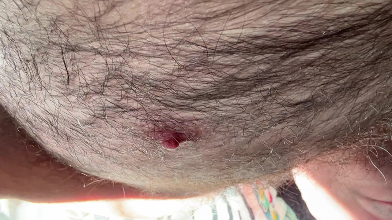 Benim için meme ucunu çimdikle