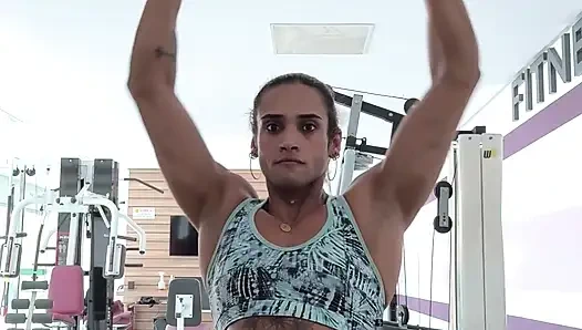 Ebony milf rigid ass trembles after flexing