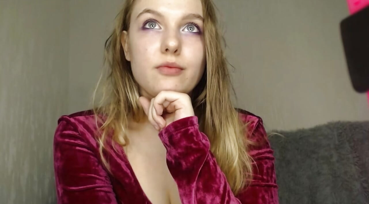Bbw jucielussie in stockings sexy fingering pussy