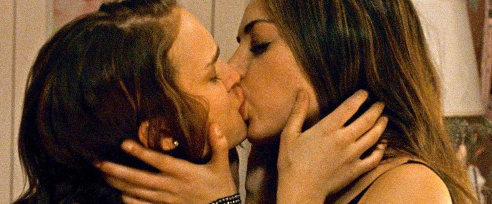 Natalie portman e mila kunis fanno sesso lesbico in un cigno nero