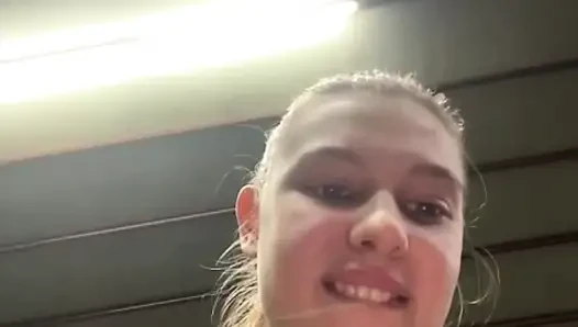 Big ass in Leggings training so hard