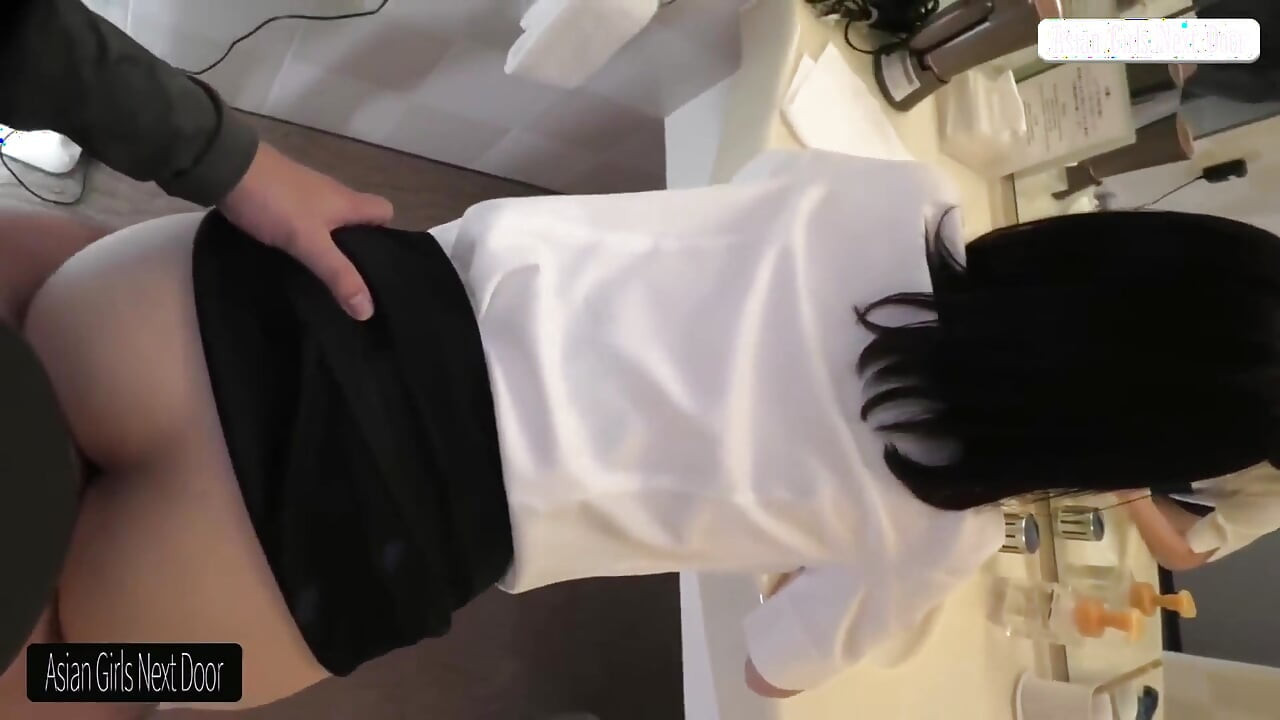 G-cup Office Beauty Secretly Working as a Massage Therapist Found Herself in a Rare and Intimate Private Shoot