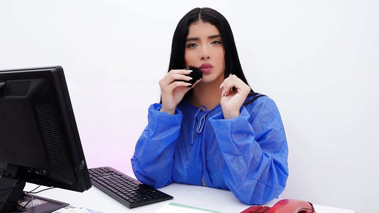 ASMR：患者が診察室を訪れ、傷を癒すためにセックスに至る