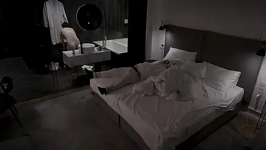 Geil, Stiefmutter Teilt Bett, Im Hotel, Mit Stiefsohn Nach Der Party Dada Deville, Echte Amateur-milf