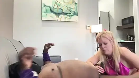 Nikki jey cosplay yapıyor
