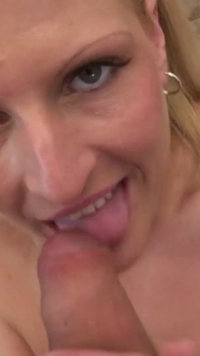 Milf exibicionista faz sexo para com estranho e provoca Corno | Clip 1