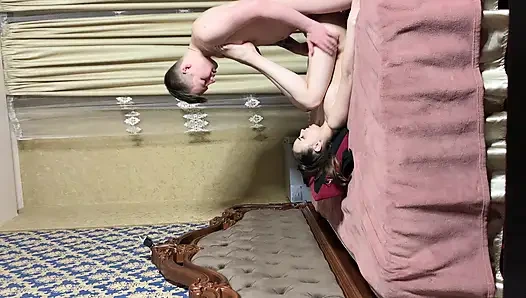 Dia membiarkan dirinya untuk tidak menahan Sheer MisssVikki