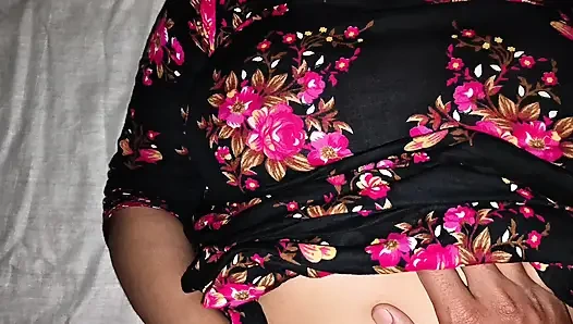 DESI SCHÖNES BENGALISCHES DORF, GEILES SÜßES BHABHI, HART VON DEM JUNGEN DEVAR GEFICKT.