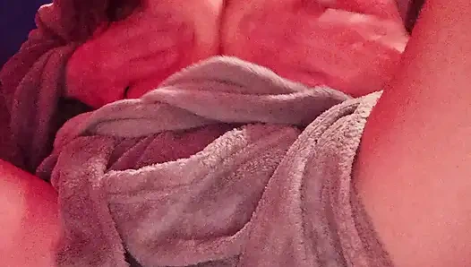 Free best sit dance on chair