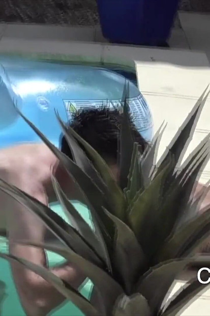 パッシブは異性愛者の相棒にお尻を差し出す