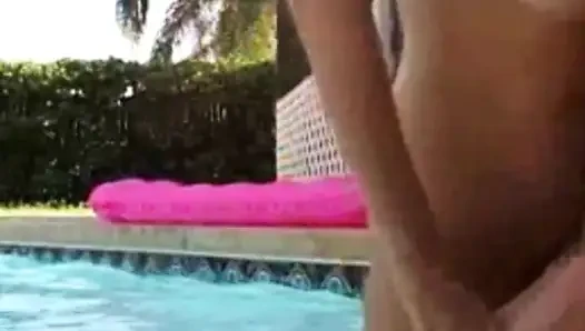 Florida amateurs havuz başı oyun zamanı