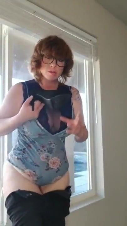 Hot Milf Alexa Striping and Posing