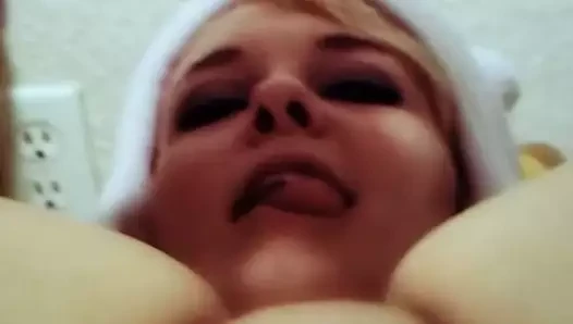 Chelhellbunny boşalma anısına