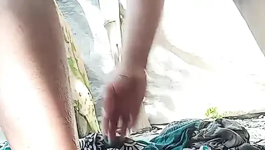 Vallige bhabi finger passy eating passy finger dasy bige Vallige bhabi