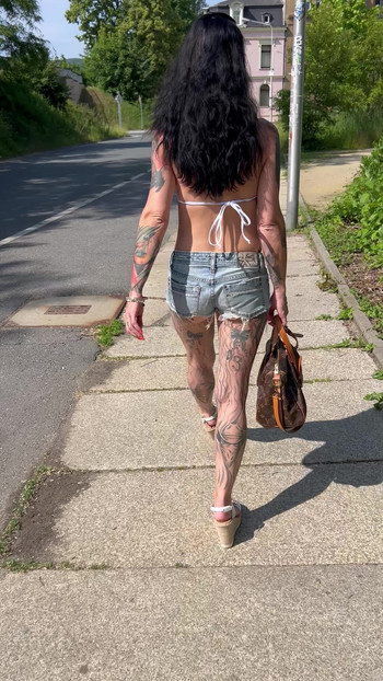 快跑在我身后 - 我在等你！！