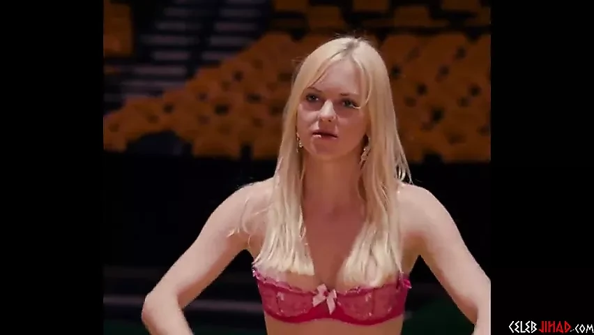 Anna Faris裸体 &性感合集