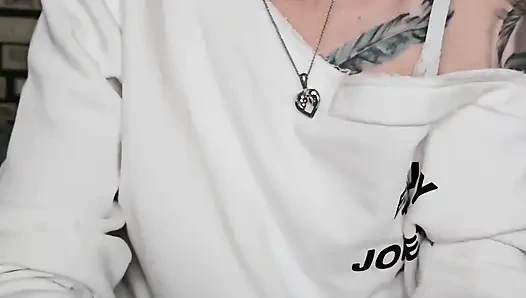 Istri nakal ini selingkuh sama teman barunya sambil ngomong jorok