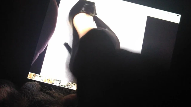 shoe tribute