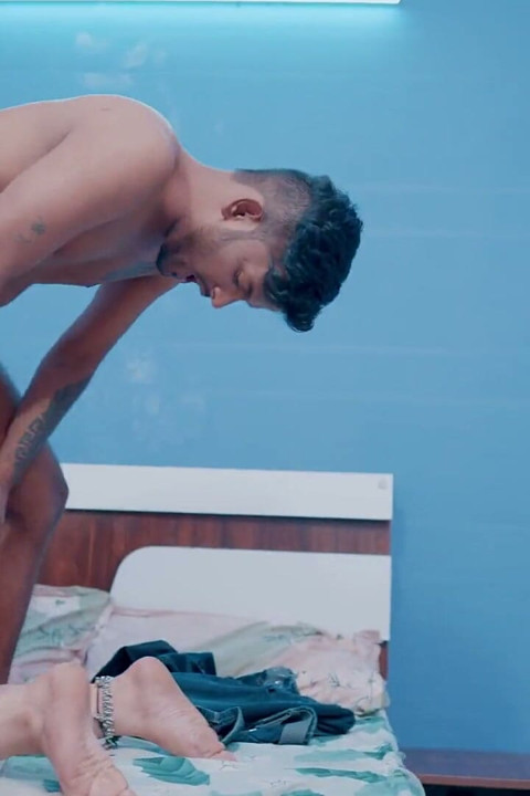 Indian Horny Girl Came to Her Friend's House to Satisfied Her Big Pussy
