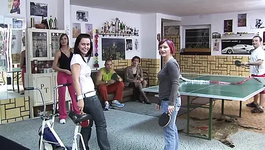 Ateşli sikiş partisi, gel izle ve baştan çıkar