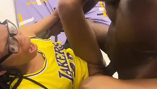 Meine Stiefschwester Liebt Es, Wenn Ich Ihre Enge Muschi Mit Bällen Depp Ficke