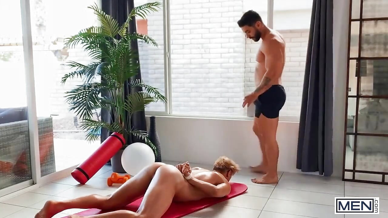 MEN- Blond twink Alam Wernik is excited for a workout with his new trainer