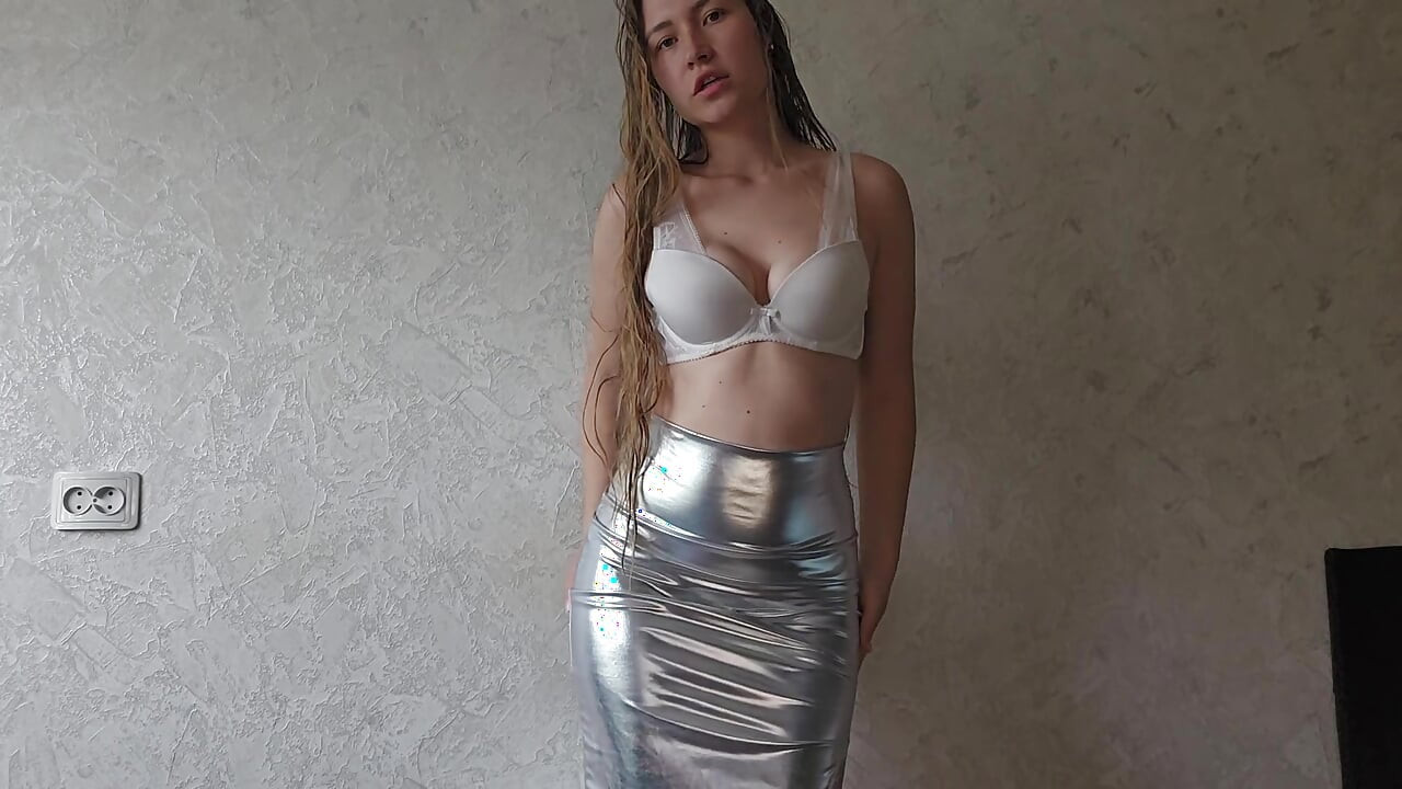 Stepsister Masturbates on Camera and Cums