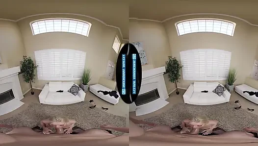 LETHAL HARDCORE VR - die geile ehefrau von nebenan CHERRY KISS begrüßt dich in der nachbarschaft mit ihrer muschi